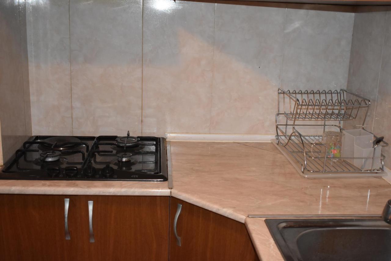 Two Bedroom Apartment Subtropic City バトゥーミ エクステリア 写真