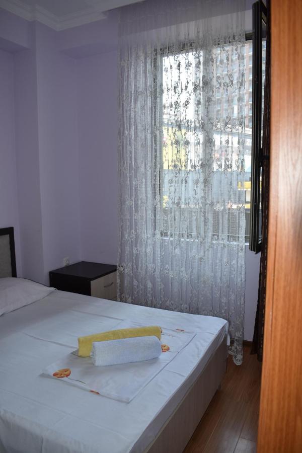 Two Bedroom Apartment Subtropic City バトゥーミ エクステリア 写真